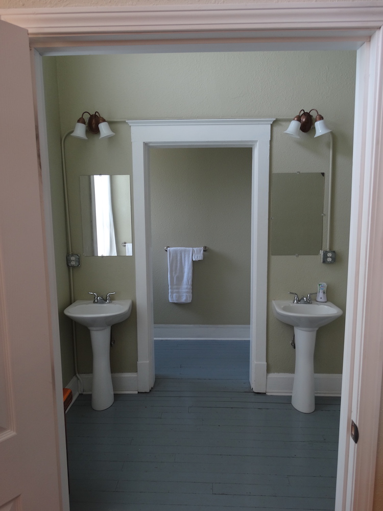 White Suite Bathroom